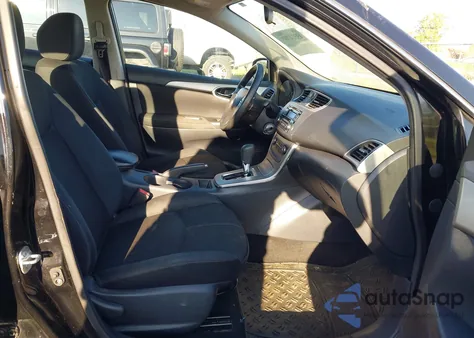 2015 Nissan Sentra S z USA, uszkodzony, nr VIN 3N1AB7AP1FY302367